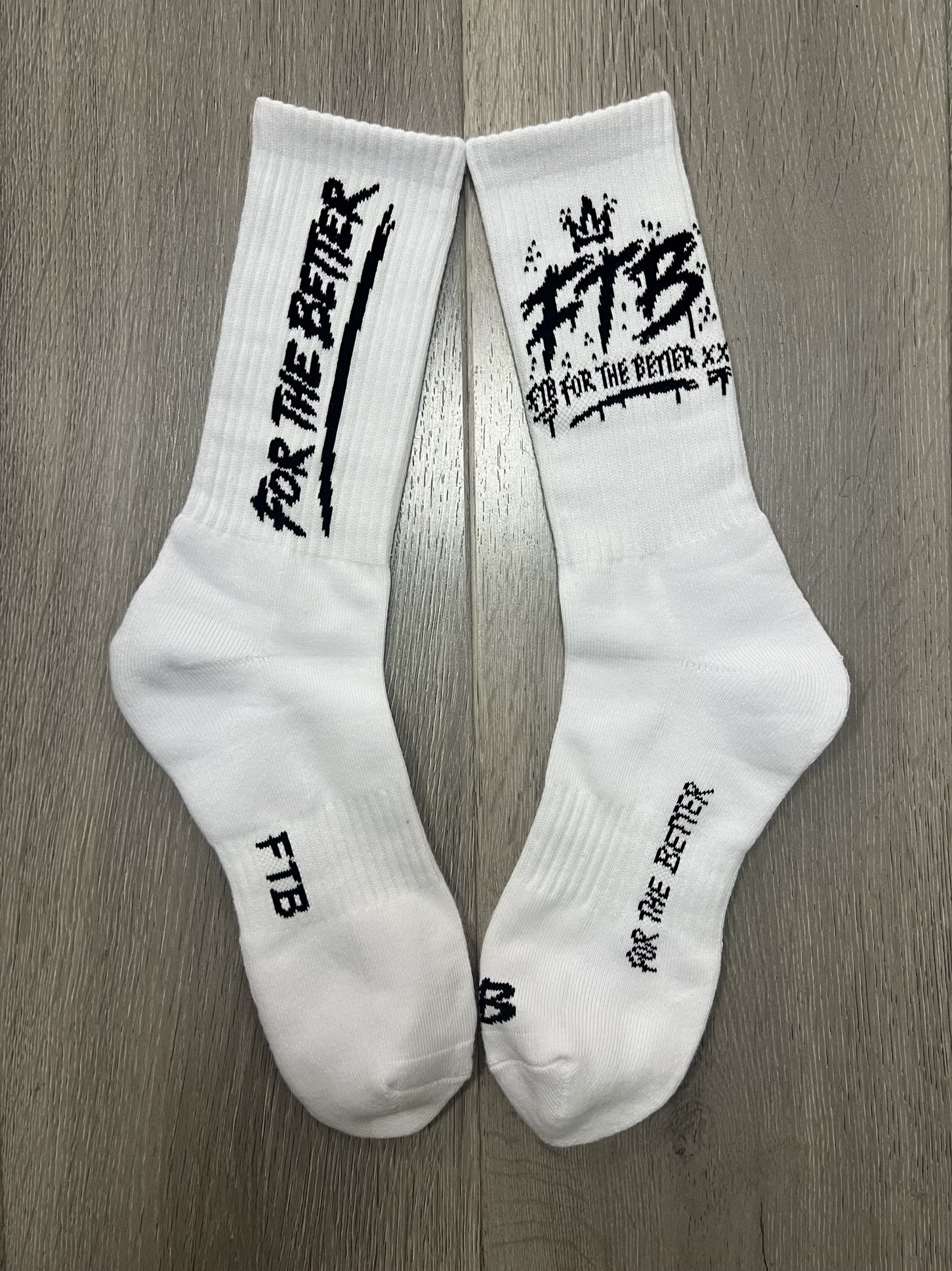 FTB Signature Crew Socks black and red front view